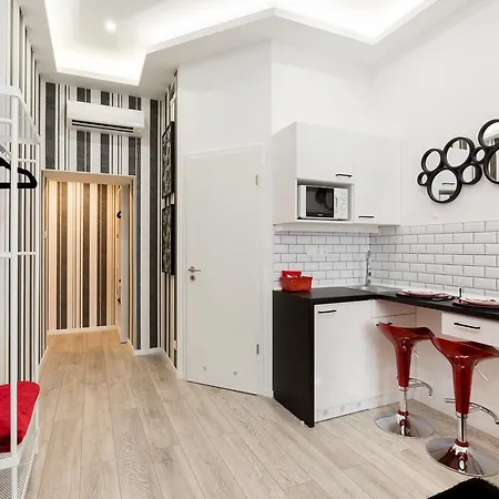 Holidays Apartament *